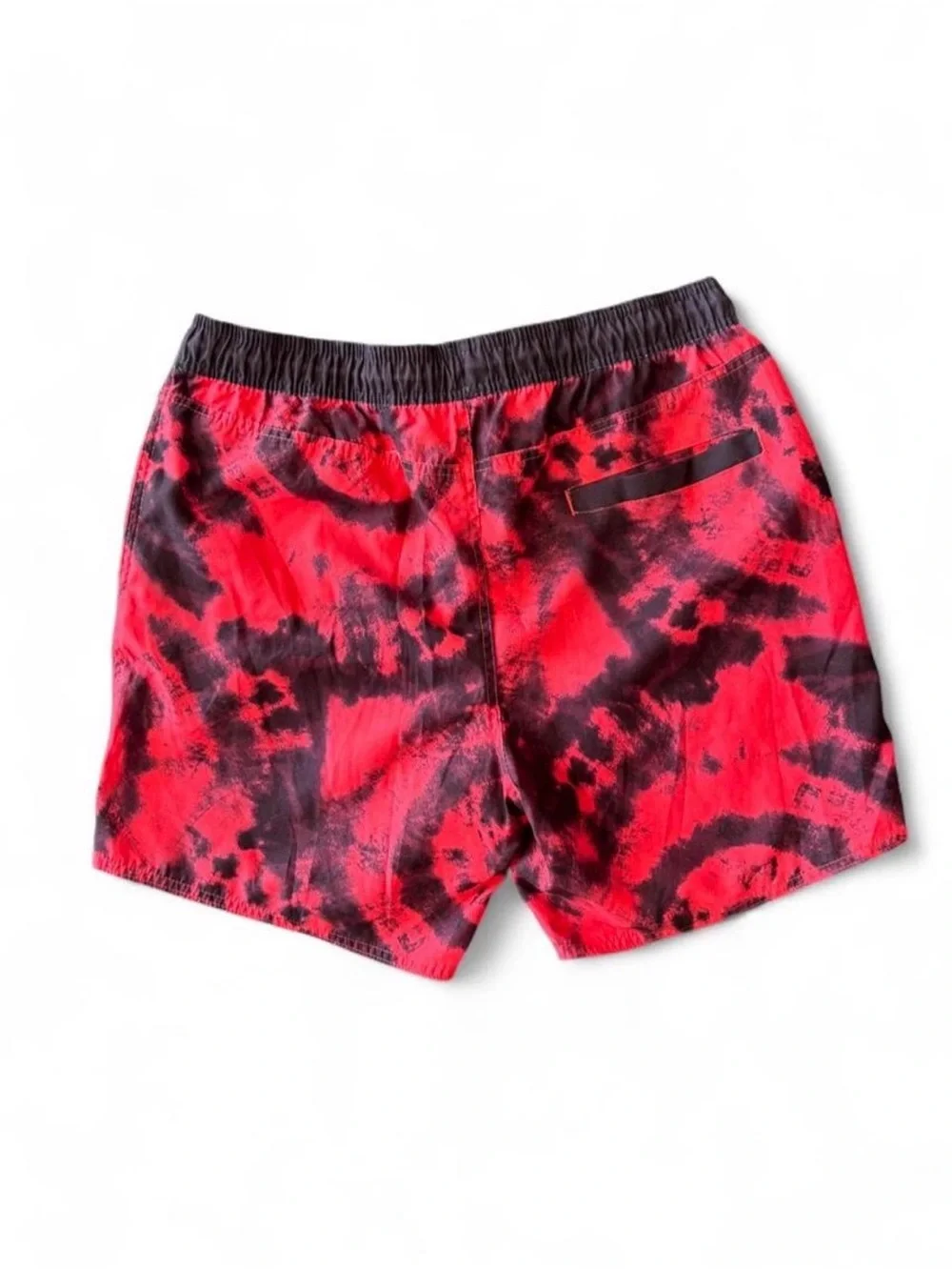 Hot Topic vivid red